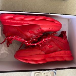 Versace red size 31 kids. 13 Child Us